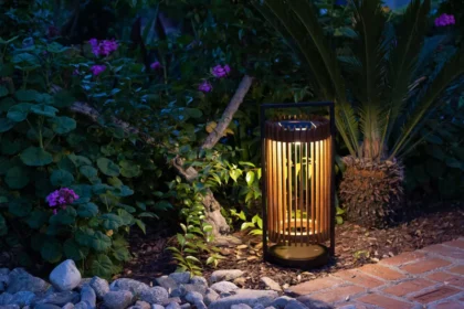How Bright Should an Outdoor Solar Lamp Be
